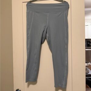 Girlfriend collective, light blue compressive leggings